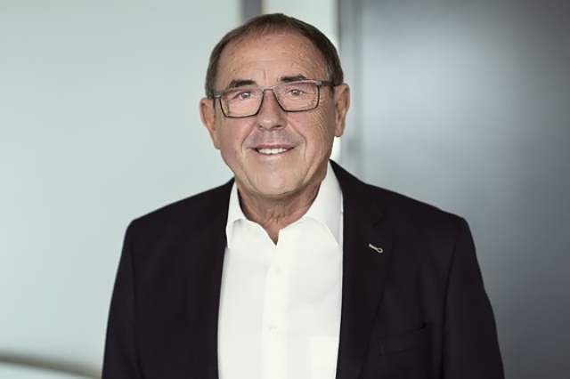 Karl-Heinz Hotz, Steuerberater
Vereidigter Buchprüfer
Rechtsbeistand für Bürgerliches, Handels- und Gesellschaftsrecht, Leinfelden-Echterdingen